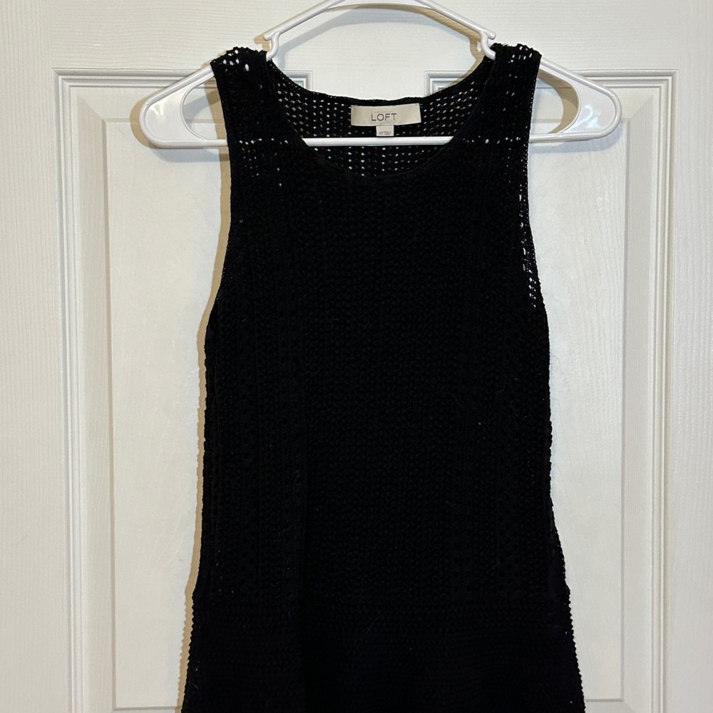 LOFT Black Sleeveless Knit Top